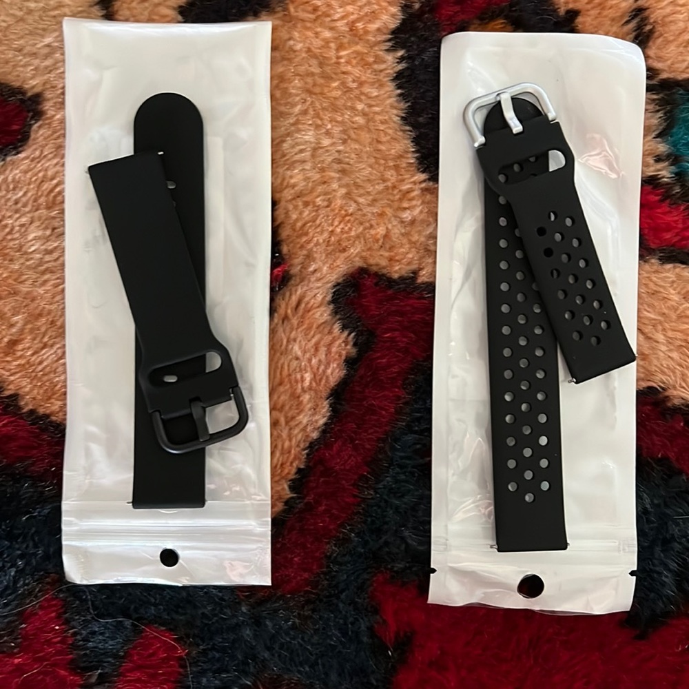 Black smartwatch band